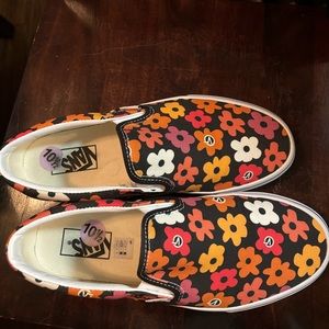 Flower slip on vans
